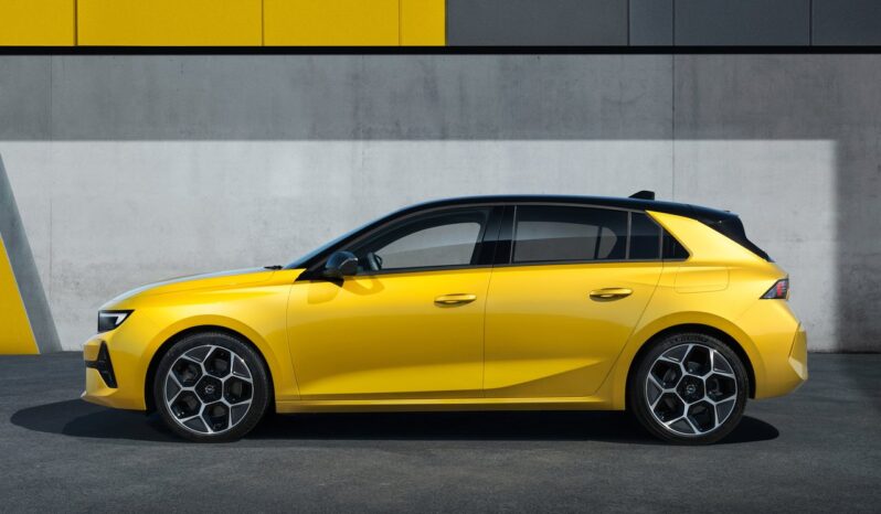 Opel Astra Edition Auto pieno