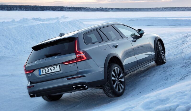 Volvo V60 Essential Auto pieno