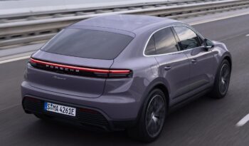 Porsche Macan Auto pieno