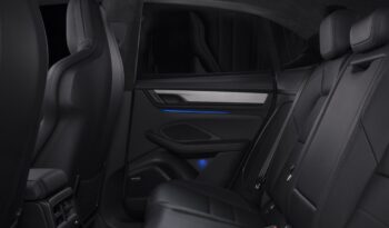 Porsche Macan Auto pieno