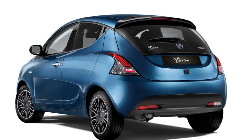 LANCIA YPSILON MY23 1.0 FIREFLY 70CV HYBRID SILVER pieno