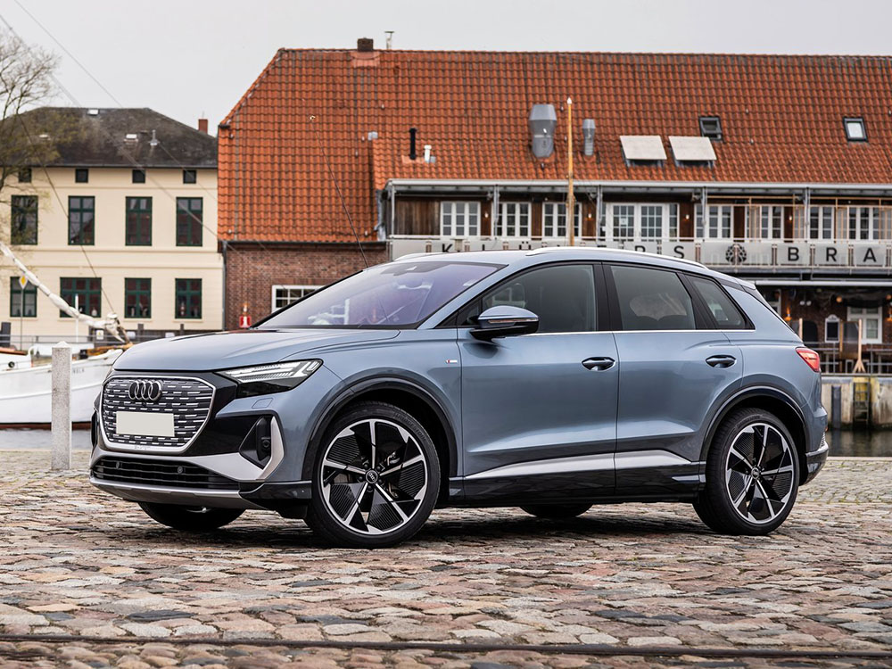 Audi Q4 ETRON 40 S line Gruppo Bonifacio