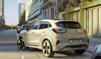 Ford Puma Titanium pieno