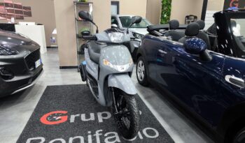 Peugeot Tweet 125 pieno