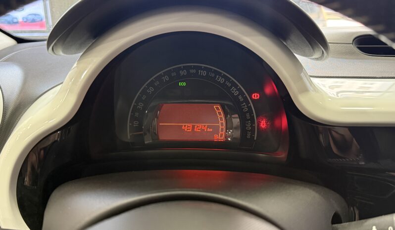 RENAULT Twingo TCe 90 CV Stop&Start Energy Lovely pieno