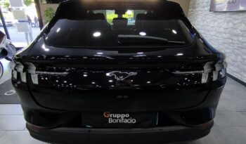 Ford Mustang Mach-E pieno