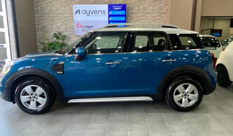 Mini Countryman pieno
