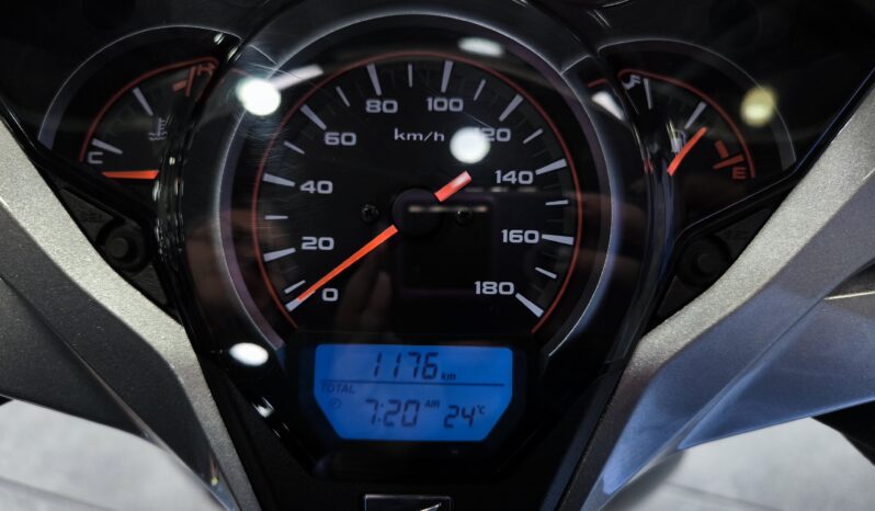 Honda SH 300i pieno