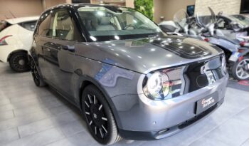 Honda e pieno