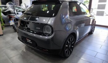 Honda e pieno