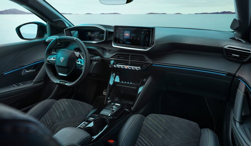 Peugeot  208 pieno