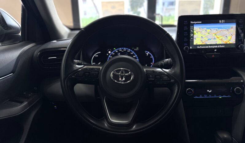 TOYOTA Yaris Cross 1.5 Hybrid 5p. E-CVT Active pieno