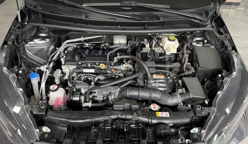 TOYOTA Yaris 1.5 Hybrid 5 porte Business pieno